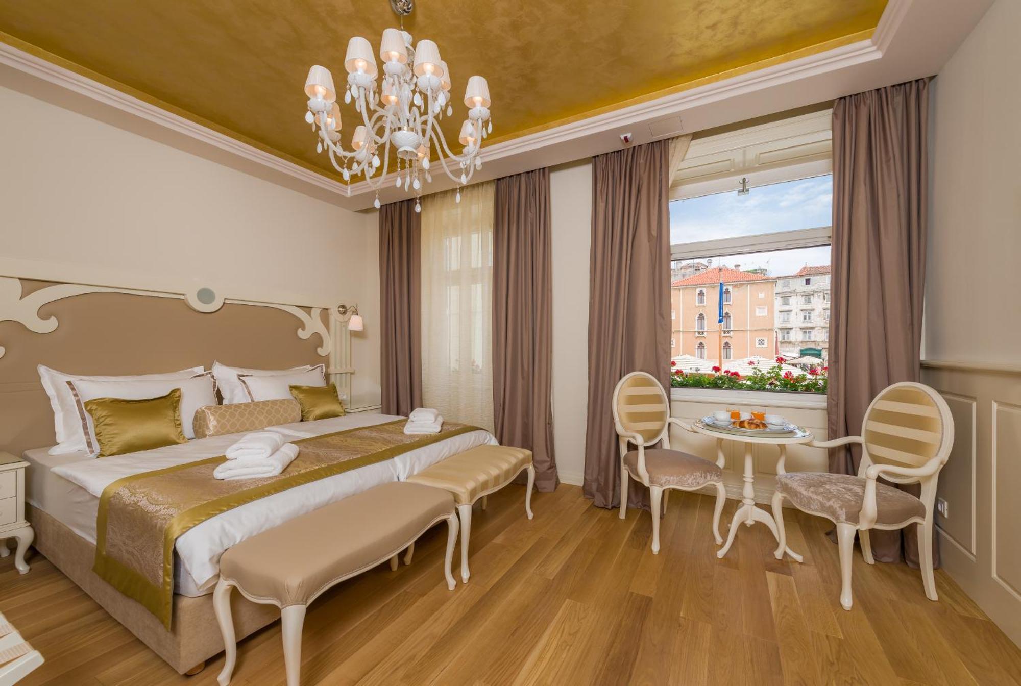 Piazza Heritage Hotel Split Eksteriør bilde