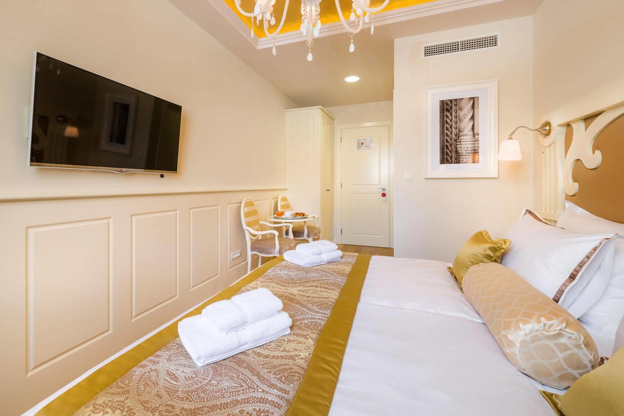 Piazza Heritage Hotel Split Eksteriør bilde